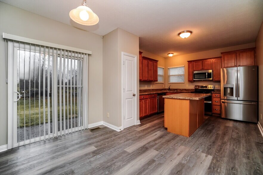 Building Photo - 1132 Sand Bar Dr