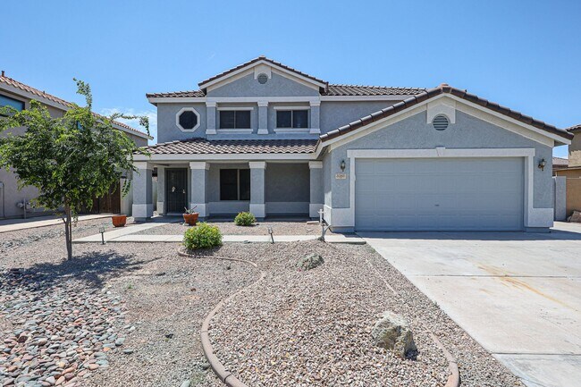 Building Photo - Amazing 5 bedrooms and bathrooms in one of the best school districts!