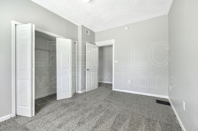 Building Photo - 3339 Taylor Blvd