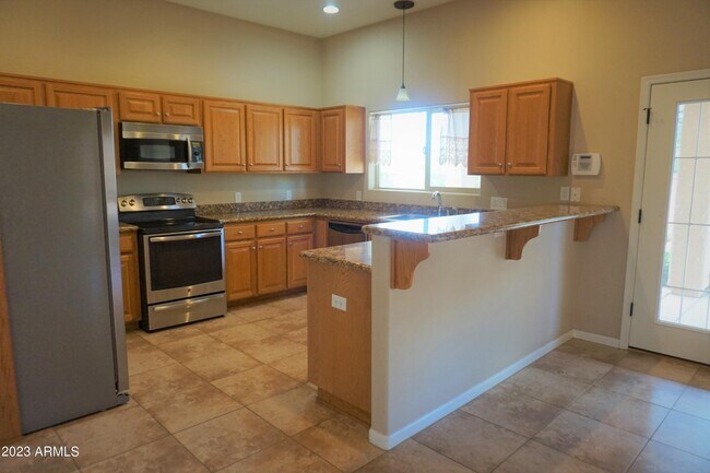 Building Photo - 5211 Kylene Pl