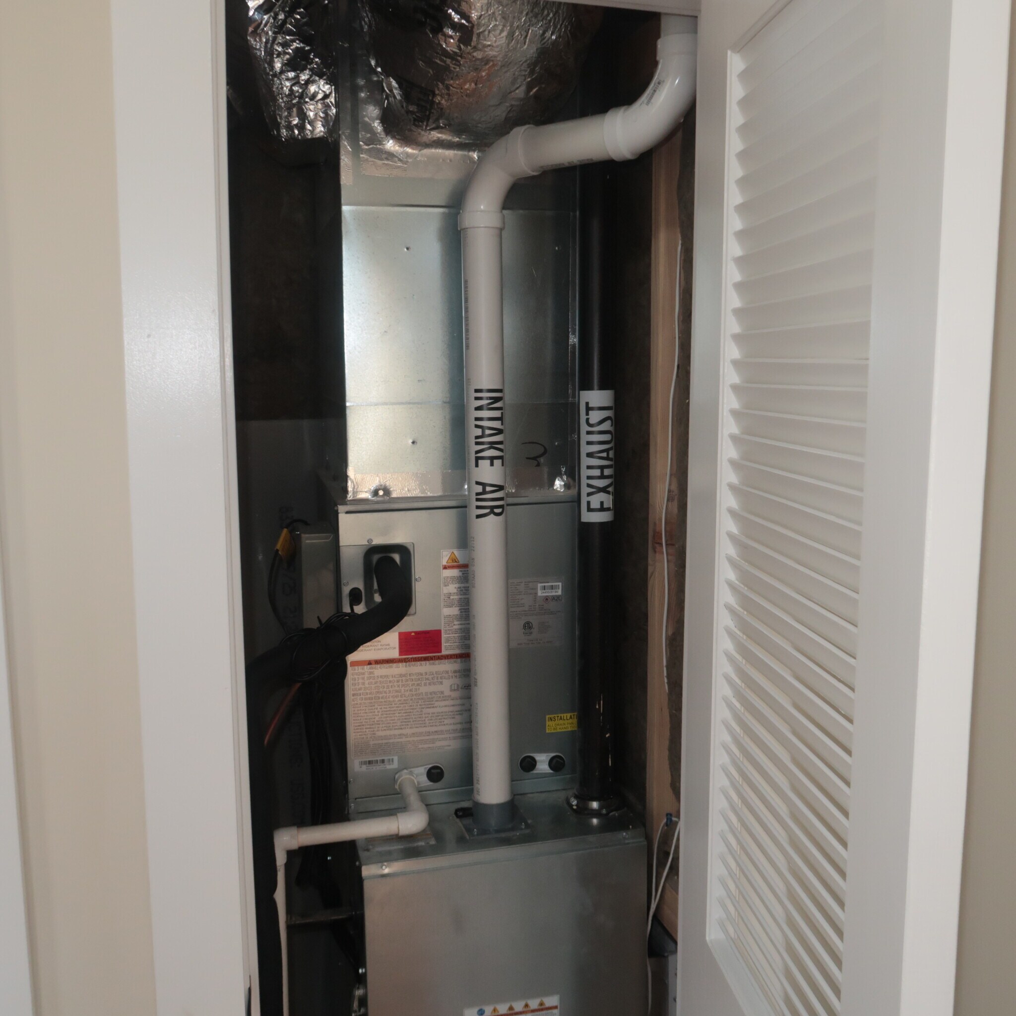 Building Photo - 32 Newhall St