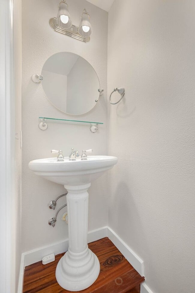 Building Photo - 9046 Mary Ave NW