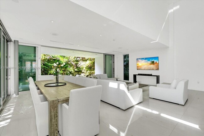 Building Photo - 7830 Atlantic Way