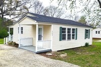 Building Photo - 3193 Flat Creek Rd