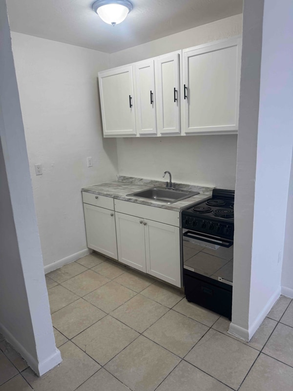 Building Photo - 7000 NW 8th Ave