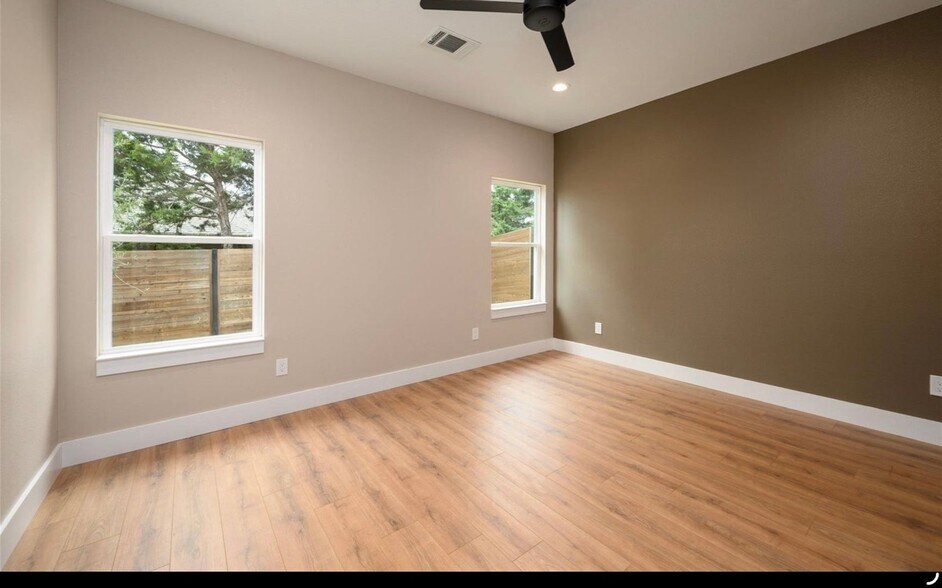 Building Photo - 4808 Dry Creek Rd