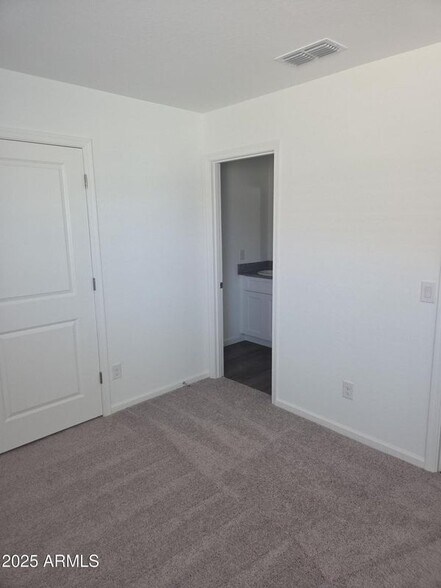 Building Photo - 1634 W Posada St