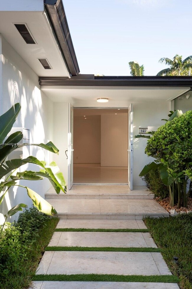 Building Photo - 145 S Prospect Dr