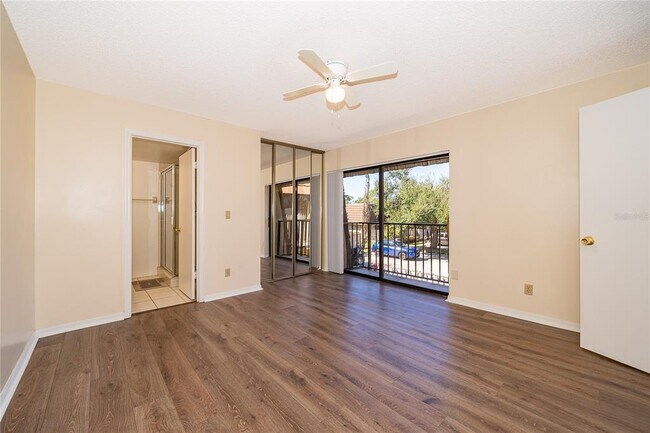 Building Photo - 5258 Coral Ct