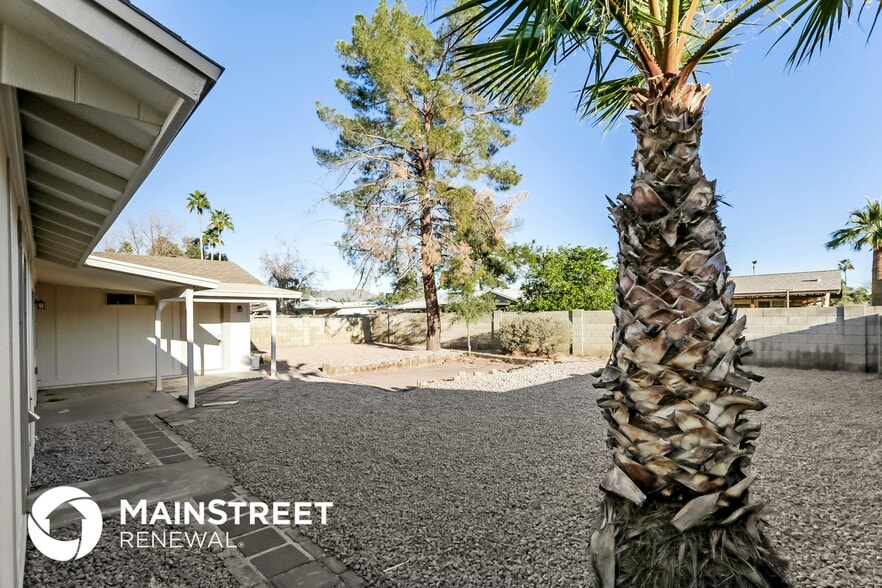 Building Photo - 5122 E Nambe St