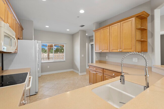 Building Photo - 9113 Michael Cir