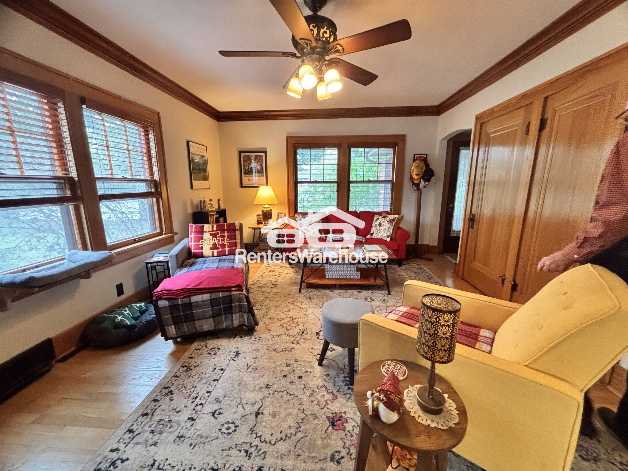 Building Photo - 10 34th St