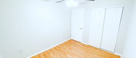 Building Photo - 8714 N Otis Ave