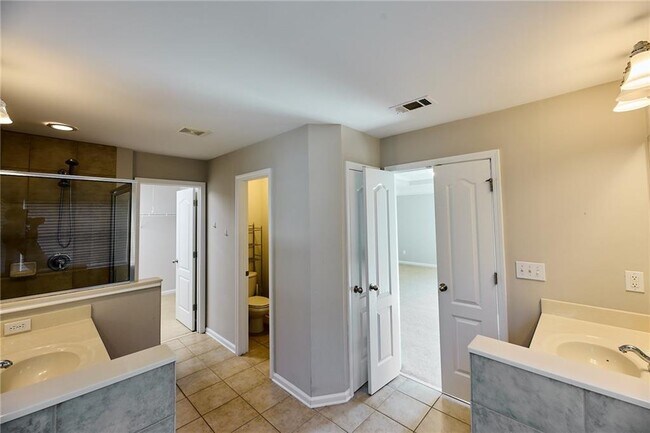 Building Photo - 5930 Falls Landing Dr
