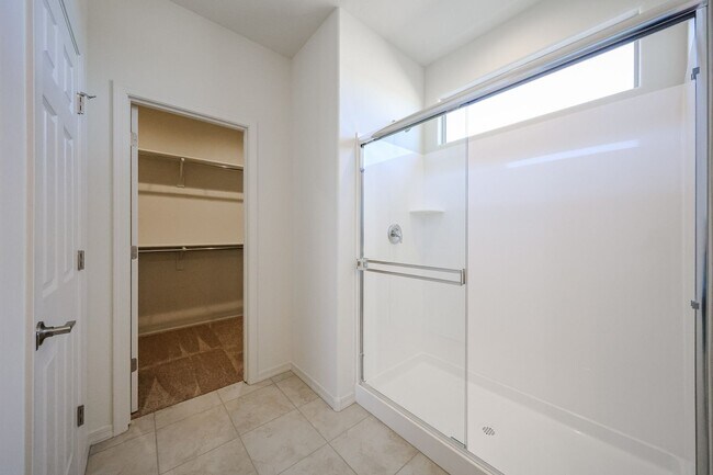 Building Photo - New 4 Bedroom + Den Home in Asante Community