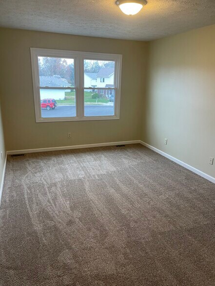 Building Photo - 630 Eugene Ct