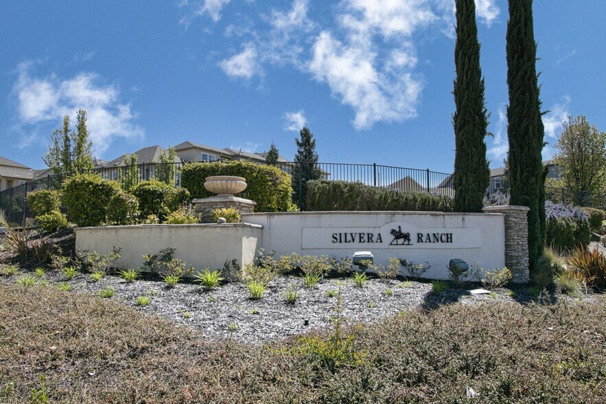 Building Photo - 3655 Branding Iron Pl