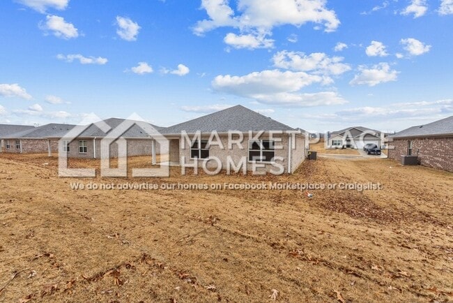 Building Photo - 5331 Greenwood Rd