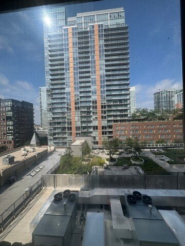 Building Photo - 780 S Federal St