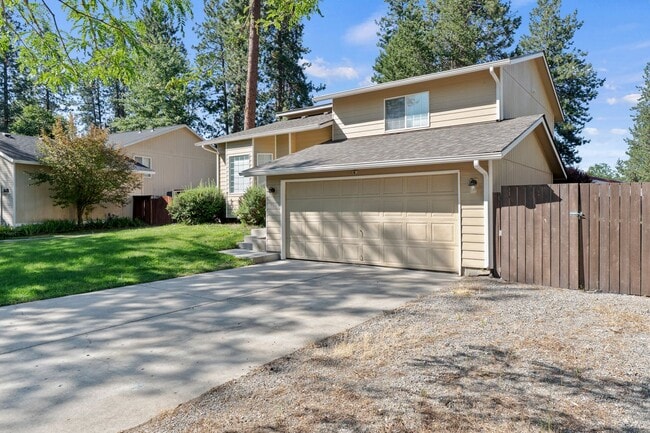 Building Photo - Post Falls ID Multi-Level Home for Rent
