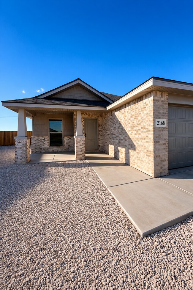 Building Photo - Pay NO RENT until March!! New, with great sunset views; 2168 Langfords' the home for you!