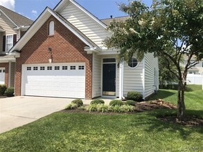 Building Photo - 850 Parkland Pl