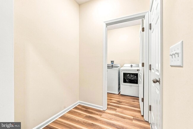 Building Photo - 34121 Juniper Dr