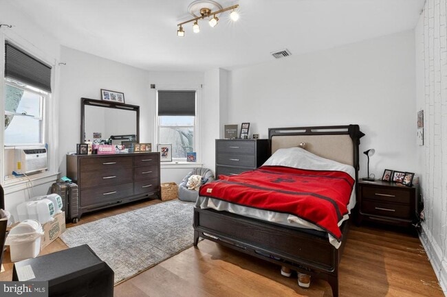 Building Photo - 4001 Baltimore Ave