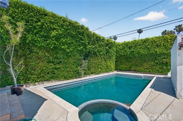 Building Photo - 520 N Citrus Ave