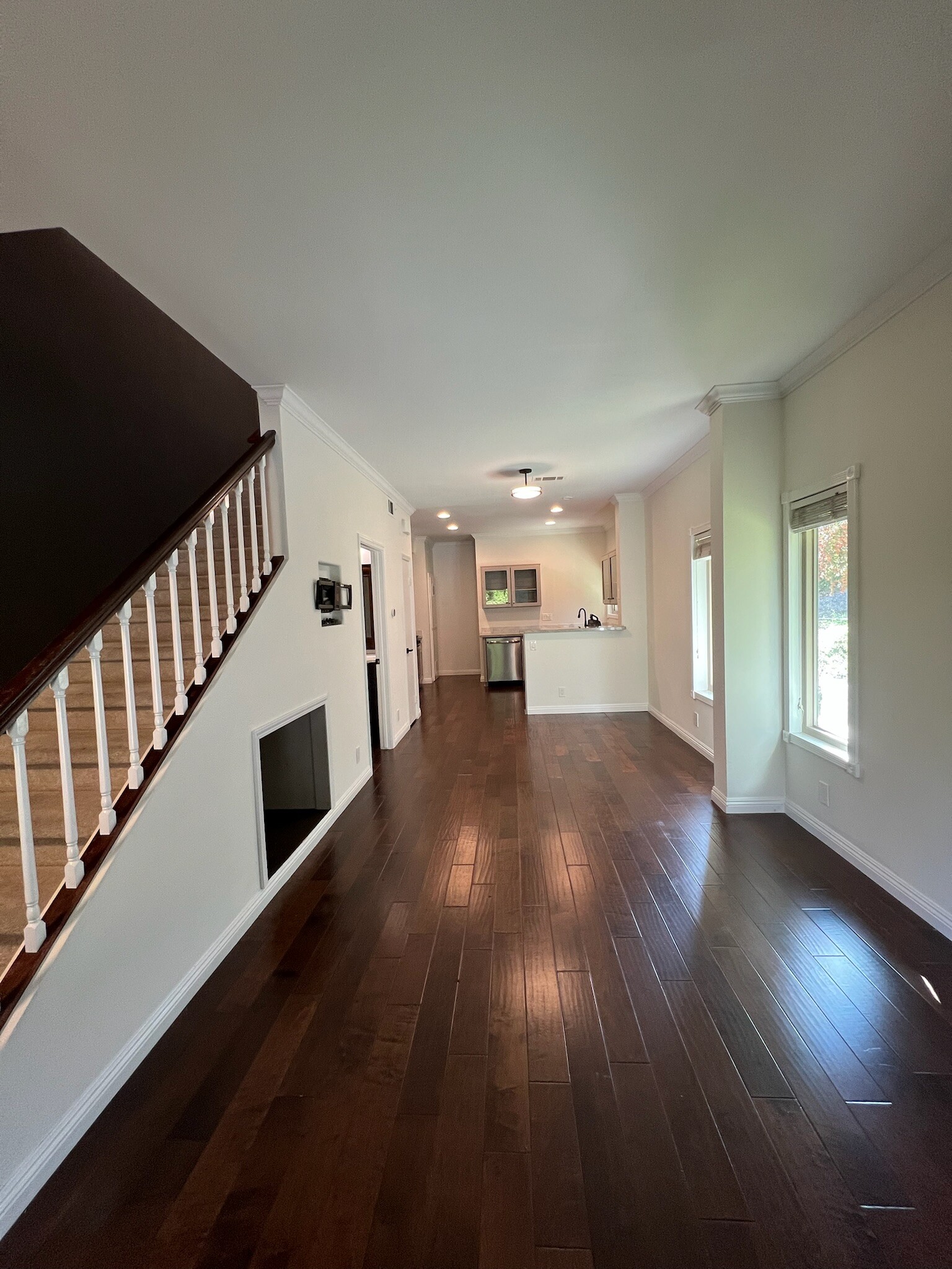 Living Space - 183 Via Colinas