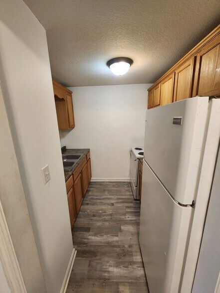 Building Photo - 259 High St