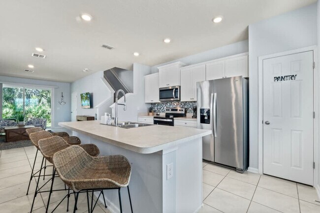 Building Photo - 122 Whispering Brk Dr