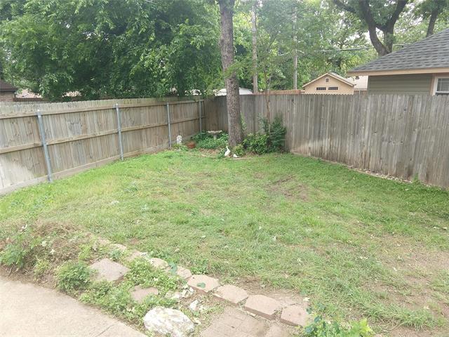Building Photo - 6218 Paradise Dr
