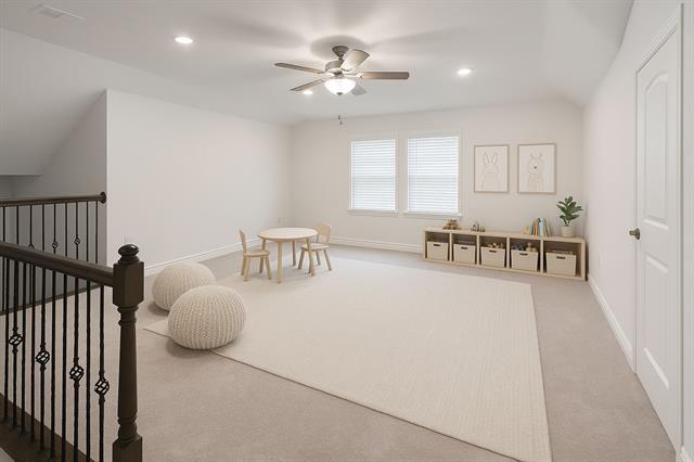 Building Photo - 1604 Sawyer Dr