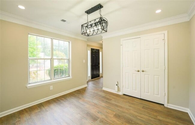 Building Photo - 500 Abbotts Hill Ln