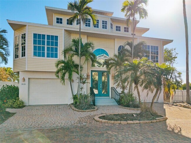 Building Photo - 3020 Gulf of Mexico Dr