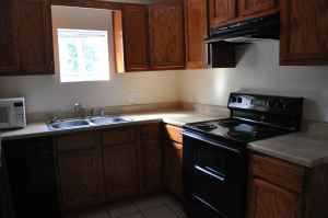 Building Photo - 310 S Broadway Park