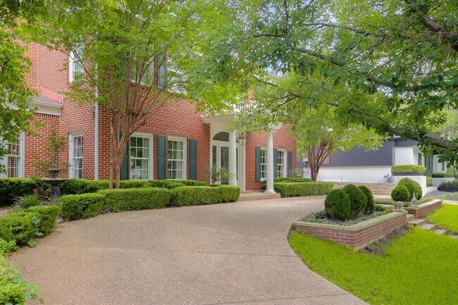 Building Photo - 3001 Hillview Rd