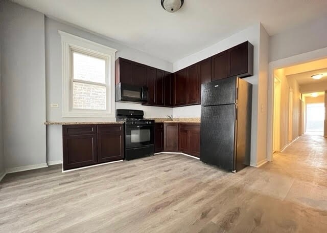 Building Photo - 2108 N Keeler Ave