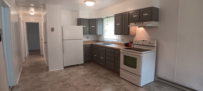 Building Photo - Christiansburg, 3 Bed / 1 Bath, Available ...