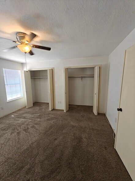 Building Photo - 7400 Santa Fe Trl NW