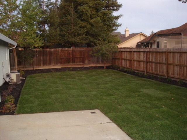 Building Photo - 1421 Everett Way