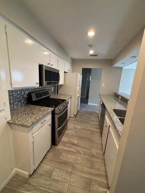 Building Photo - 3303 Brooktree Ln