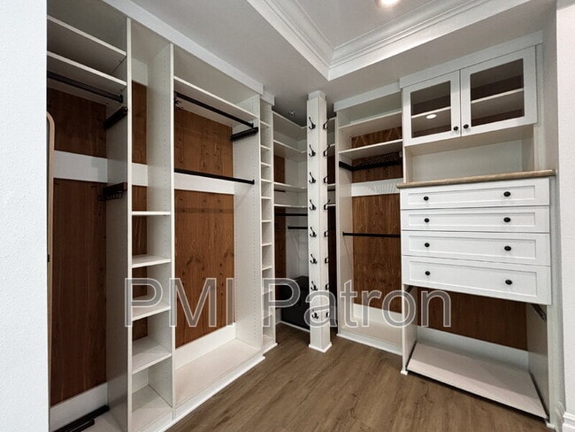 Building Photo - 68 Sea Island Dr