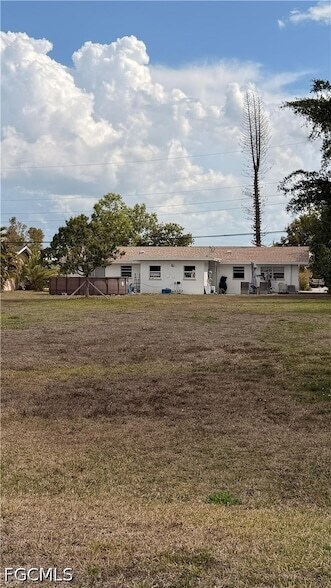 Building Photo - 317 Tarpon Dr