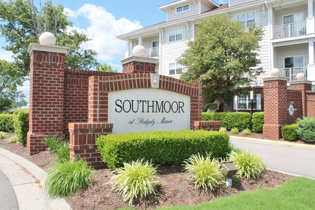 Building Photo - Condo at Southmoor in Ridgely Manor Availa...