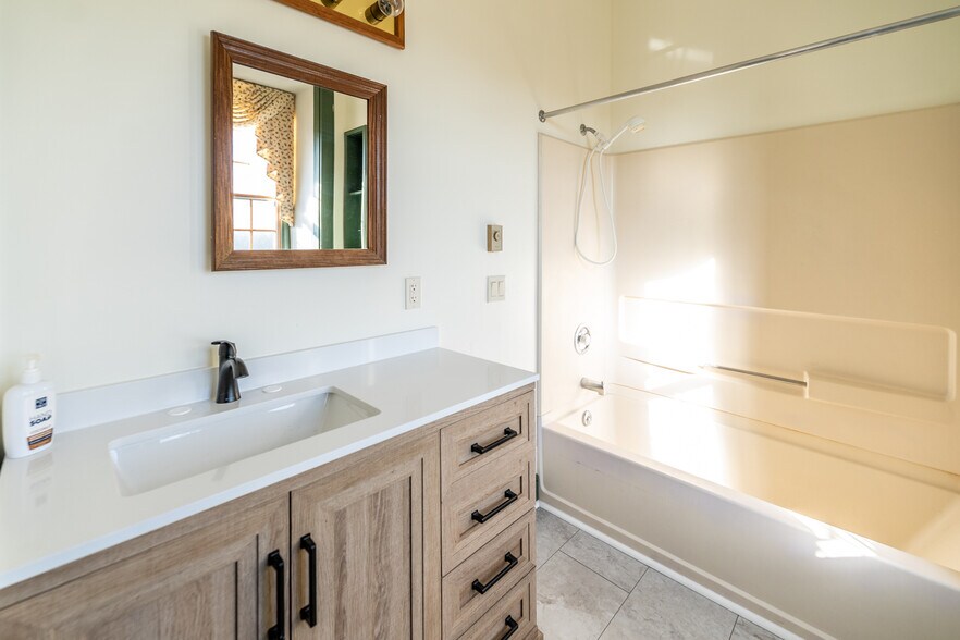 2nd Floor Bedroom 2 Bathroom - 2200 Strickler Rd