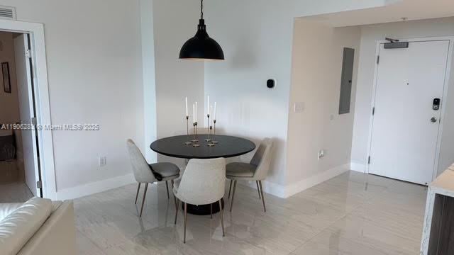 Building Photo - 3000 NE 188th St