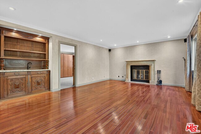 Building Photo - 4170 Madison Ave