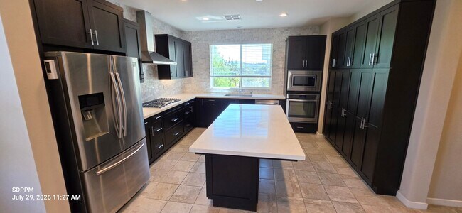 Building Photo - 4S RANCH/ DEL SUR - SAN DIEGO -  Very Nice 4 Bedroom / 4 Bath House.  AVAILABLE NOW!
